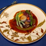 エッサンス - メインは菜彩鶏 202410