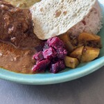 スパイスカレー モクロミ - 