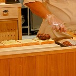 とんかつジョニー - かつサンド作ってくれています