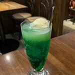 喫茶 チェリー - クリームソーダ