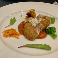 キハチ 名古屋JRセントラルタワーズ店 - 豚フィレ肉のモッツァレラチーズカツレツ　トマト味噌ソース