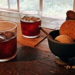 ARBOL ICECREAM - 水出しコーヒーと共に。