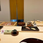 すし博 - 店舗内観