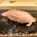 すし博 - 結 8800円
      （ランチコース料理）
      にぎり 佐渡 本アラ