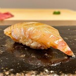 すし博 - 結 8800円
      （ランチコース料理）
      にぎり 鹿屋 鯛