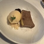 アンフュージョン - 栗のテリーヌ　栗のグラッセとバニラアイス添え