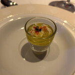 アンフュージョン - カニとカリフラワーのタルタルソース