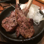 街の肉バルBuff 南森町店 - ラムチョップ780円