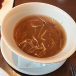 ジョーズ シャンハイ ニューヨーク  - フカヒレあんかけ汁