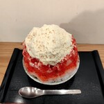 茶房　山中 - いちごミルクかき氷