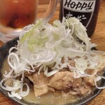 もつ焼き煮込み鶴田 - 