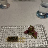 フランス料理 タンモア - 1皿目アミューズ
                    ジャンボンペルシエ、田舎と都会、2種仕立て。