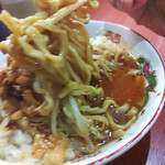 一太豚 - 麺リフト