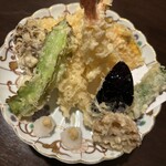 和さび - うりずん豆も入った天麩羅盛り合わせ