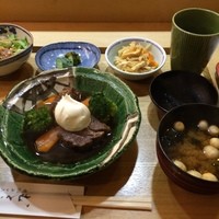 むとう - 日替わりランチの牛ほほ肉の煮込み