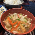 沖縄郷土料理あわもり ゆうなんぎい - 200円でお味噌汁を沖縄そばへ変更