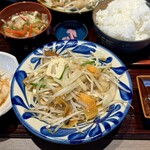 沖縄郷土料理あわもり ゆうなんぎい - 本日のチャンプルー   もやしのチャンプルー！もやしの概念が変わる美味しさ!!