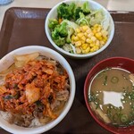すき家 - 料理写真:キムチ牛丼ミニ、ランチセット