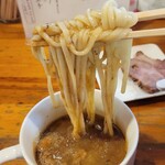 極汁美麺 umami - つけ汁に