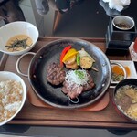 フィフティワン オールデーダイニングアンドバー - 牛タン