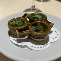 マンジャーモ - 