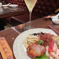 Shanghai Dining 状元樓 - 