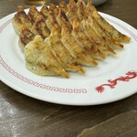 大阪餃子専門店よしこ 五反田本店 - 