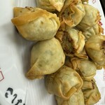 大阪餃子専門店よしこ 五反田本店 - 