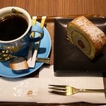 Ogawa Kohi - 春いちごロールケーキセット（627円）