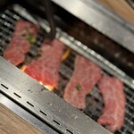 焼肉&ワイン肉縁 - 