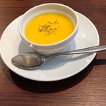 SALAO - カボチャの冷製スープ