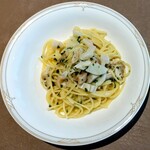 Largo RISTORANTE - 鶏肉と根菜のアーリオオーリオ