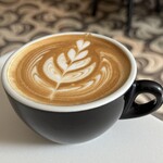 PUNCH - フラットホワイト（5.5SGD）