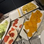 Buffet Restaurant Bridge