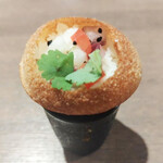 ワインとスパイス小料理 Dal Mellow - ダルメロ定番のスターター　インドのストリートフード"パニプリ”から進化させた小さな球体の中に4種類のインド料理を合体させた創作料理