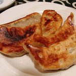 中華料理　悟空 - 焼ギョーザ