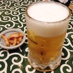 中華料理　悟空 - 唐草模様のテーブルクロス