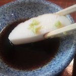 萩の茶屋 - 板わさ（生山葵を自分ですってのせていただきます）