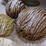 サロン・ド・テ アンジェリーナ - モンブラン３種。この大きさの違いッ！