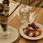 フルーツパーラー・アース - いちじくアラモード＋モンブランパフェ」