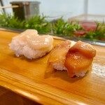 朝日鮨 - ほたて、赤貝