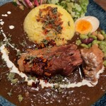 Satya - 角煮がドーンカレー