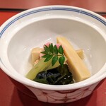 KKR - 焚合せ～若筍煮 鯛真子 蕗 桜麩 木の芽