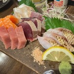 こだわり鮮魚とおでんと炭火焼 鱗 - 