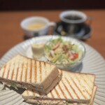 三日月とカフェ - 