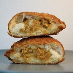 Karuizawa Kitchen Ro-Tari-Ten - 三笠酒店咖哩包380日圓/含稅