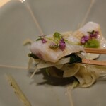 温石 - マコモダケとモロヘイヤのお浸しを添え、葱のソースで