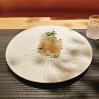まつ久ら - 活〆ヒラメ、ドライあさつき、芽ねぎ