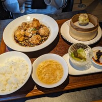 正宗広東私房菜サワダ 梅田エスト店 - 