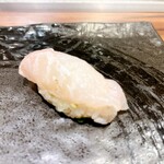 八志希 - 